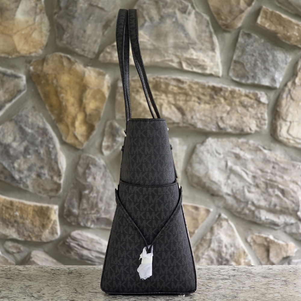 Michael Kors Voyager EW Tote - Picture 2 of 9